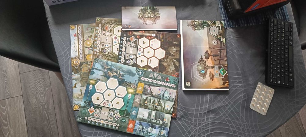 Настолна игра Anachrony Essential Edition