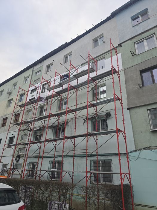 Închiriere schela și izolații exterioare zona dambovita și împrejurimi