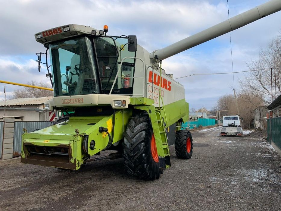 Зерновой Комбайн CLAAS LEXION 450