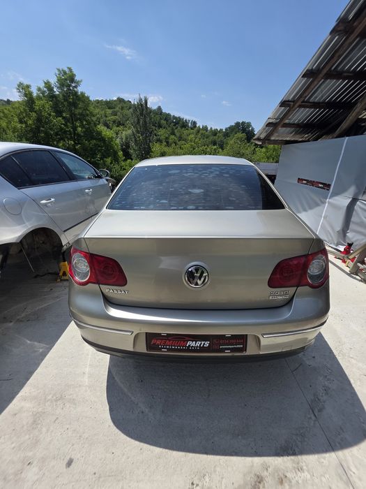 Dezmembrez passat b6 2.0 bkp 4motion