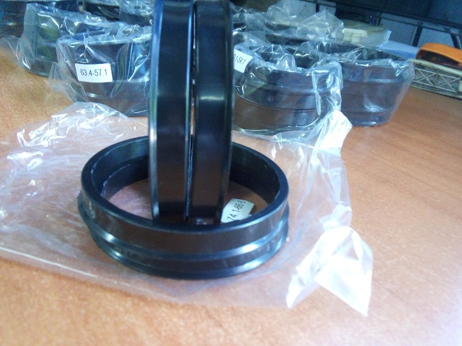 Нови центриращи пластмасови втулки за алуминиеви джанти