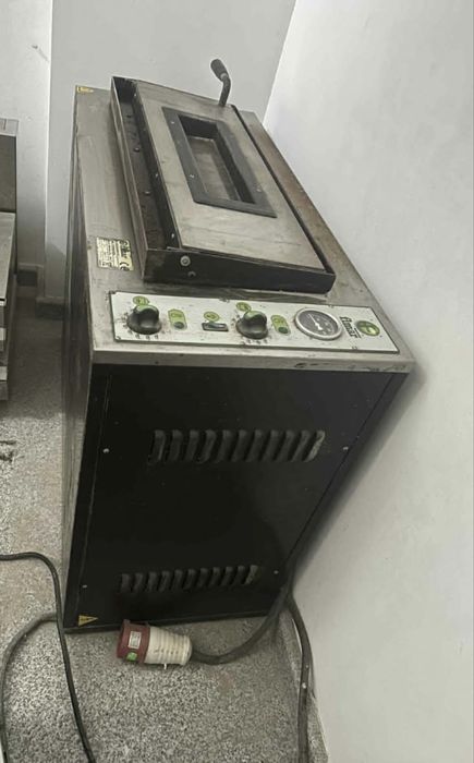 Професионална пицарка. Използвана в отлично състояние