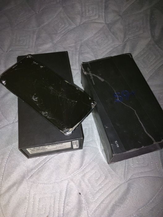 Самсунг s9+ на запчасти