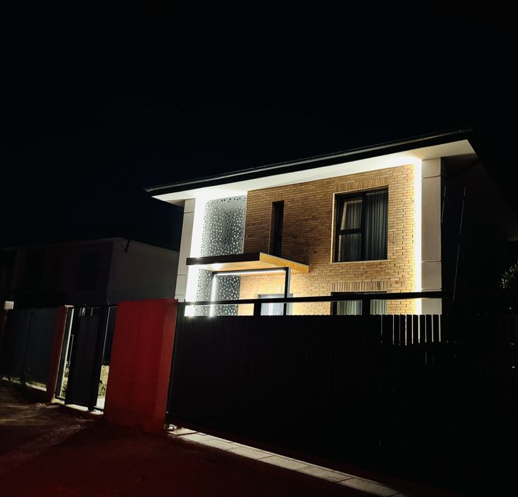 Oferta !PF Vand ULTRA  FINISATA individuala 206 mp utili -Dezmir