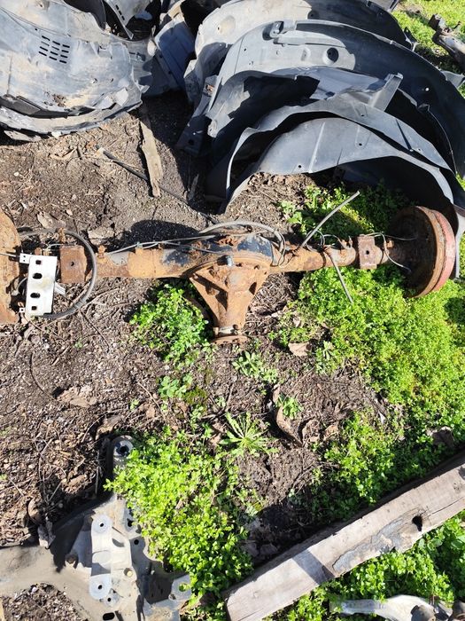 Заден мост+диференциал Mitsubishi L200-136кс-2008г