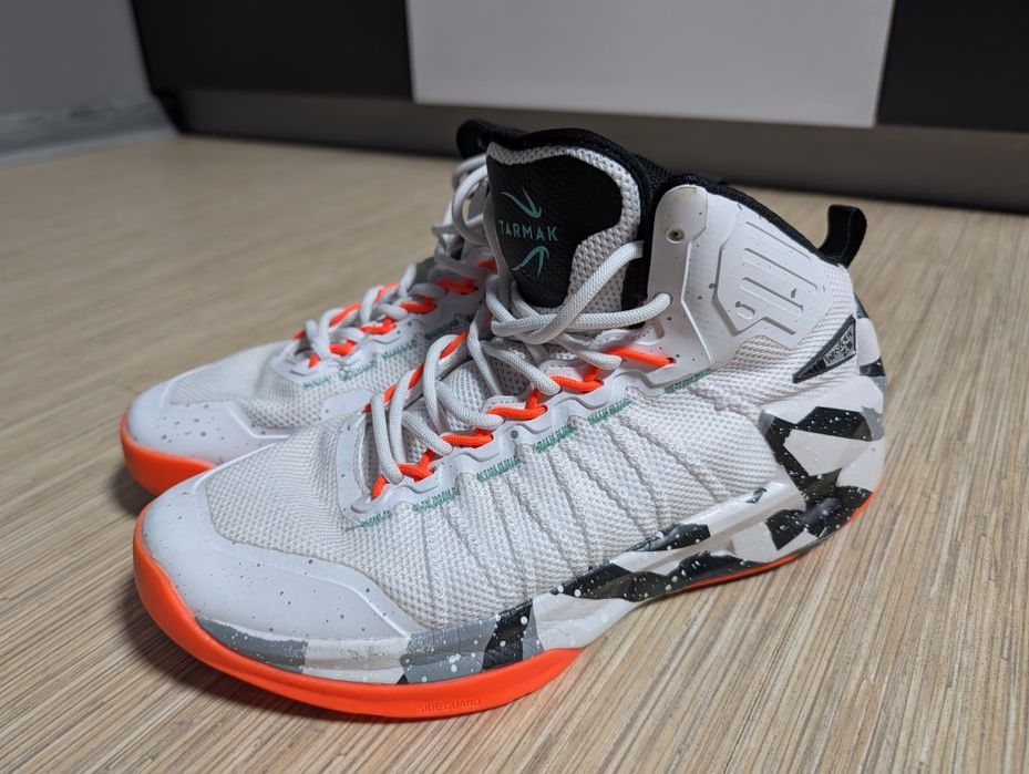 Баскетболни обувки Tarmak