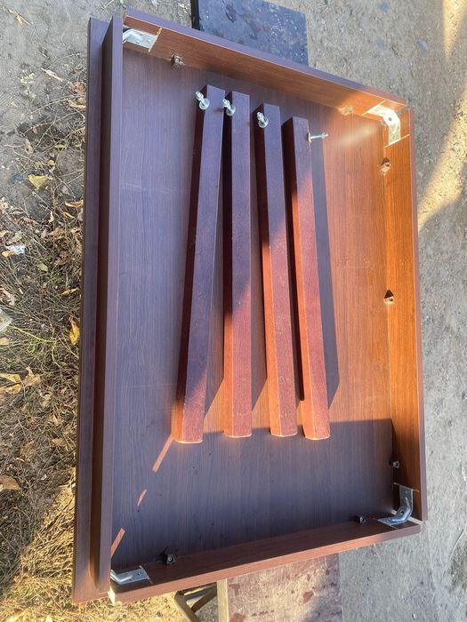 Продам польский кухонный стол