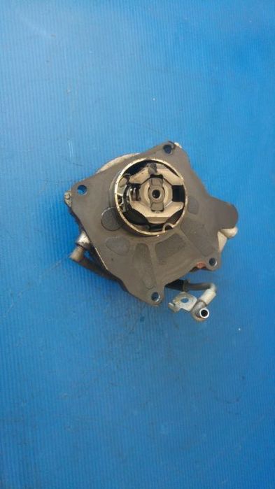 pompa vacuum   1.9 jtdm 939a2000 alfa romeo 159 fiat croma