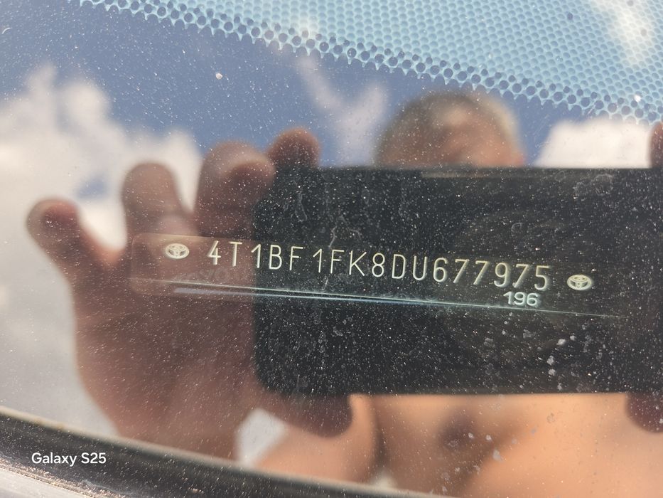 Продам машину камри