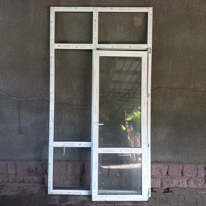Продам пластиковое окно.