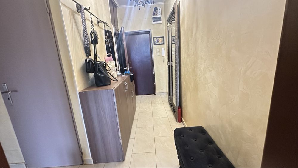 Продава се Тристаен апартамент в София, Хаджи Димитър - 84 кв.м за 2739 €/кв.м - Снимка #17