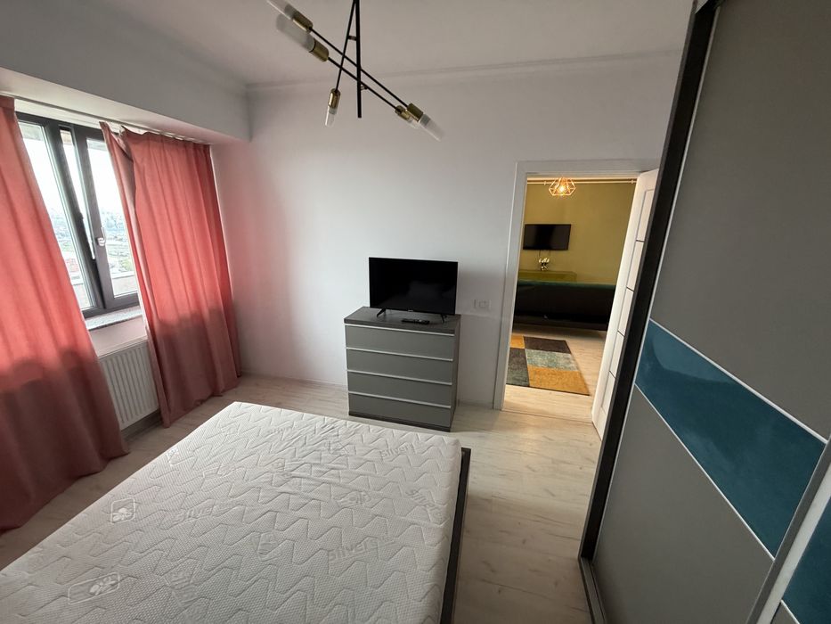 Inchiriez apartamet 2 camere Centru