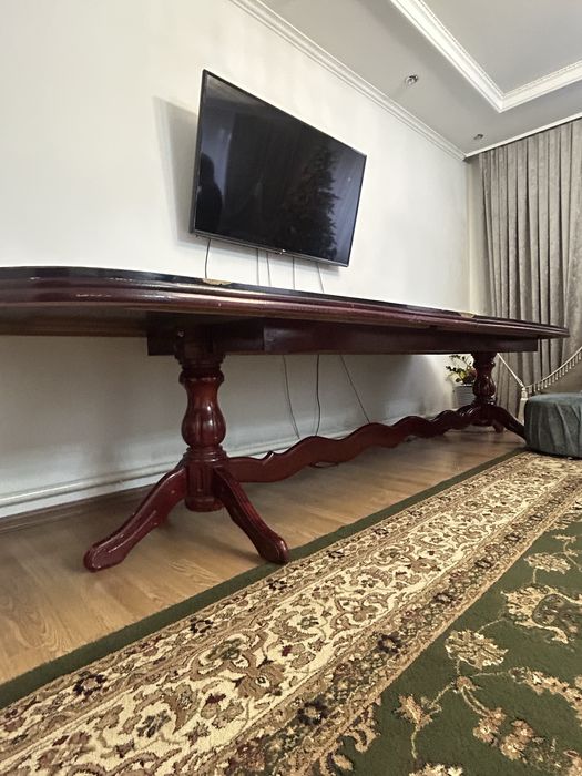 Продаю столл !!!