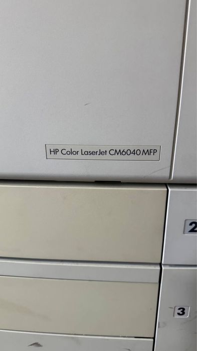 как новый  A3 Hp cm6040 mfc sotiladi- мало печотал
