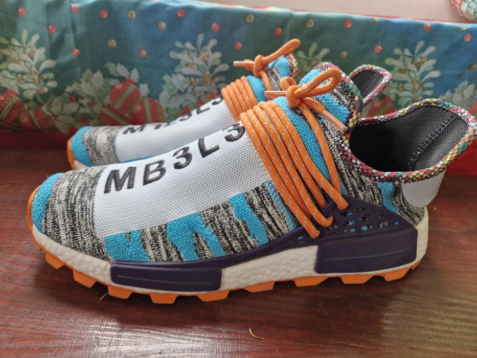 Мъжки маратонки Adidas.Pharrell Williams