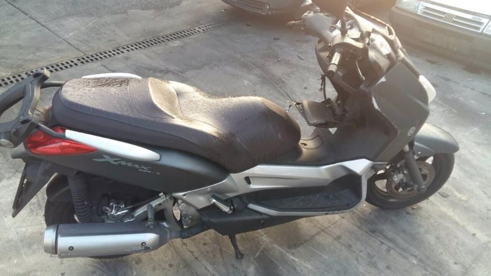 Yamaha Х-max 125 иYamaha Х-max 250 -На части