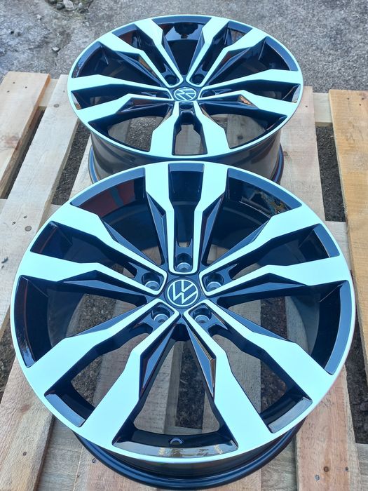 19"Vw Suzuka 8.5ж ет38 Tiguan Touran Passat Jetta T.roc Black Polish Ч