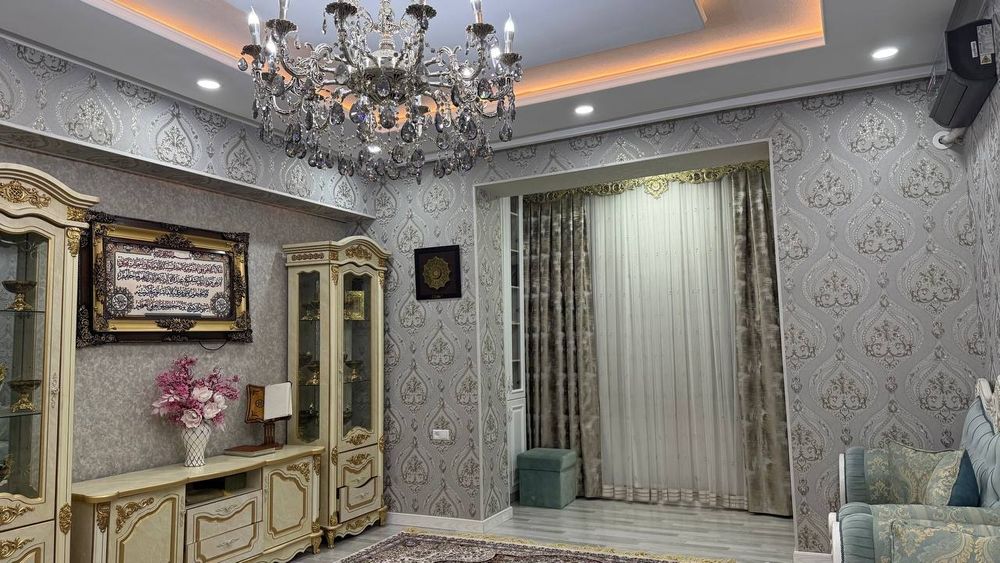 Квартира сотилади Наманган Истамбул кафеси ёнида 151 м.кв