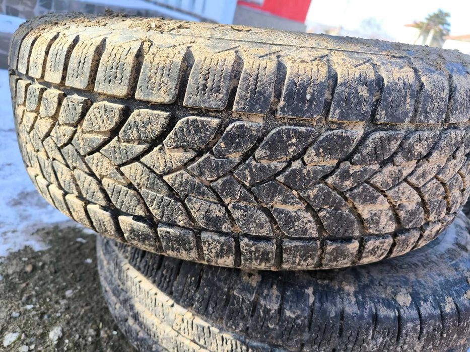 Бусови гуми с джанти