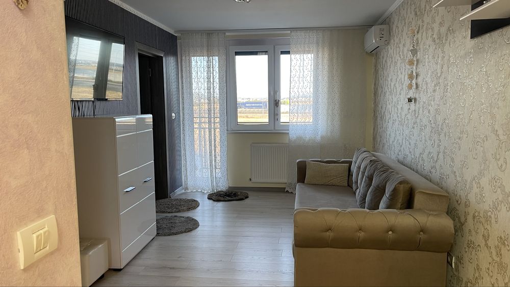 Inchiriez apartament