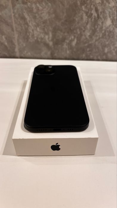 iPhone 15 128GB