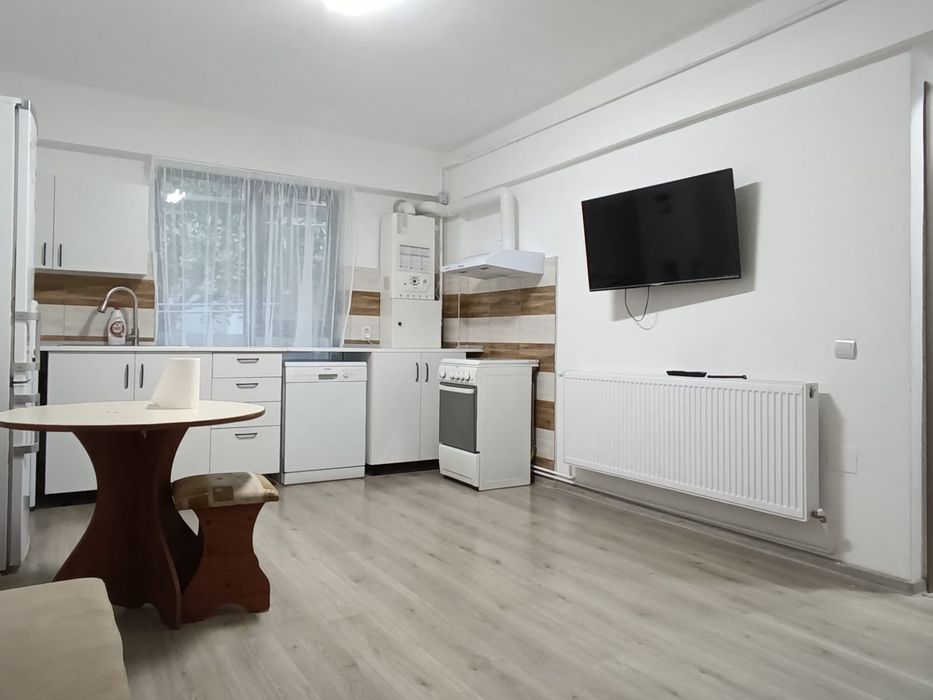 Inchiriez apartament 2 camere cladire noua curte privata in spate la Gradina Botanica