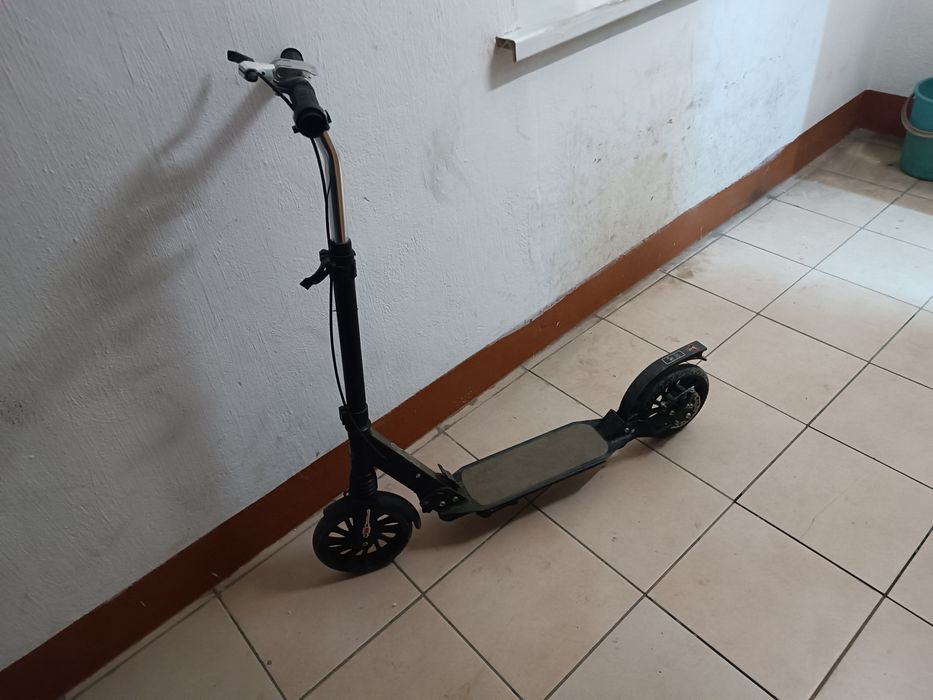 Продам самокат металлический