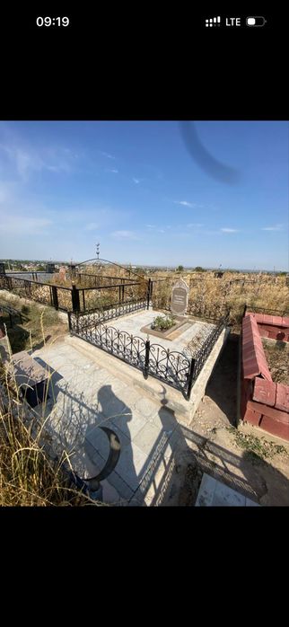 Памятники/Ескерткіштер