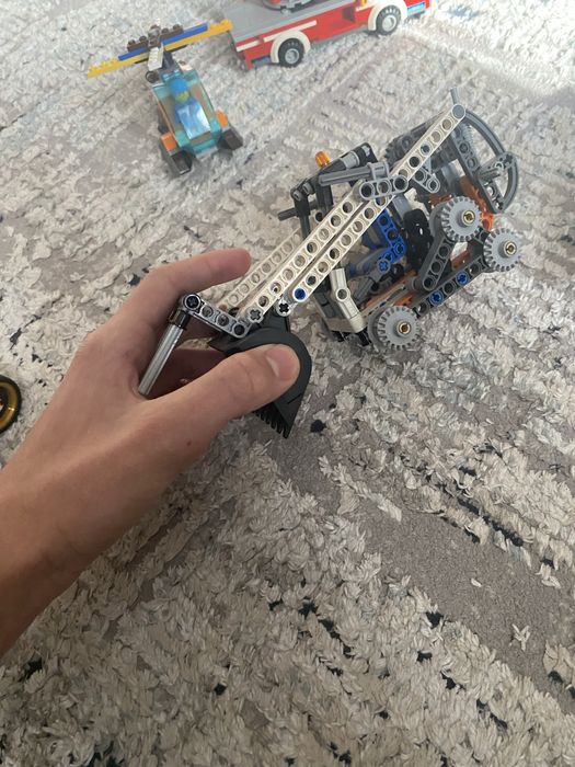 Лего техник эксковатор