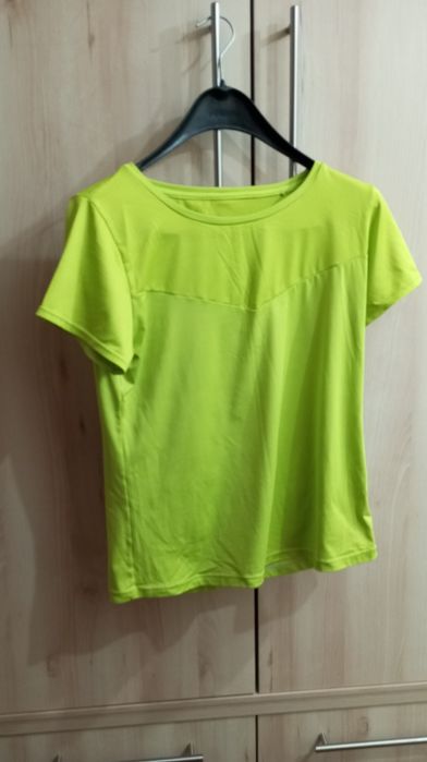 Tricou Sport pentru femei.