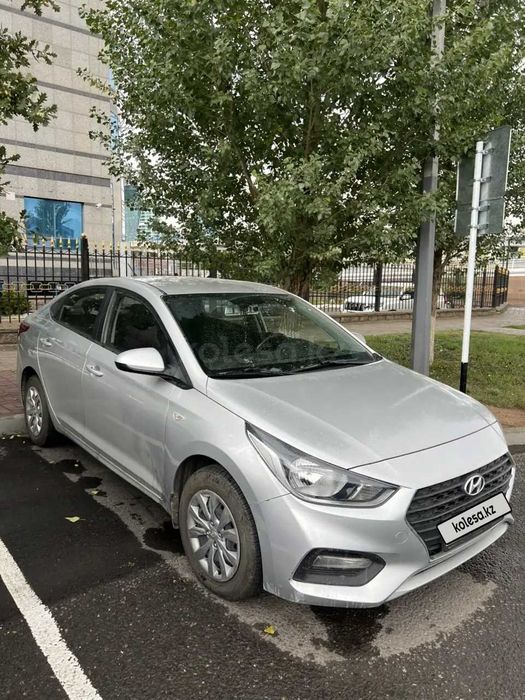 hyundai accent 2019
