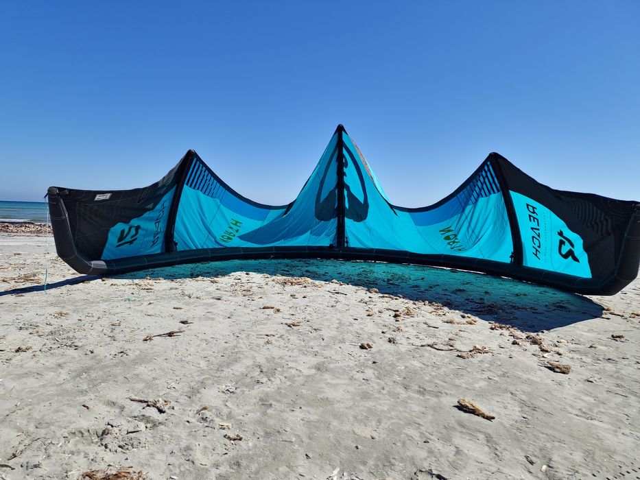 Кайт сърф крила North 2024 + 2 бара