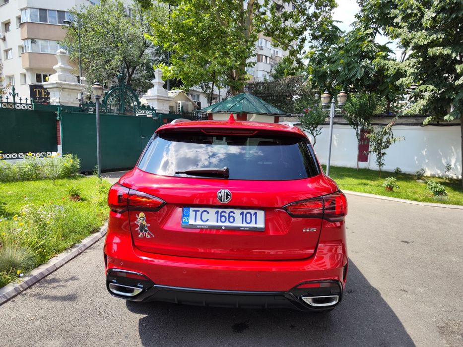 MG HS  1.5 Exclusive 20.500 euro (negociabil)