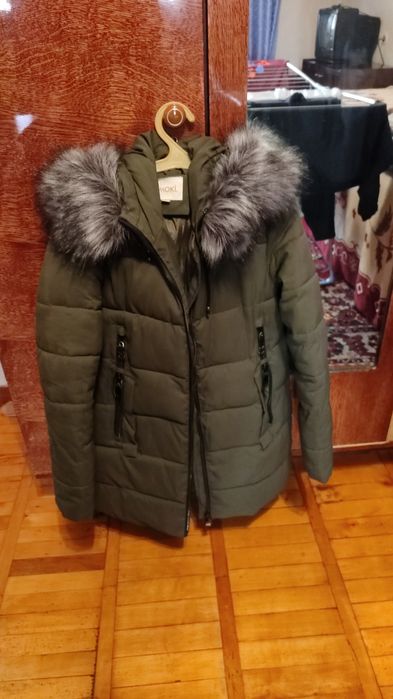 Продается куртка женская