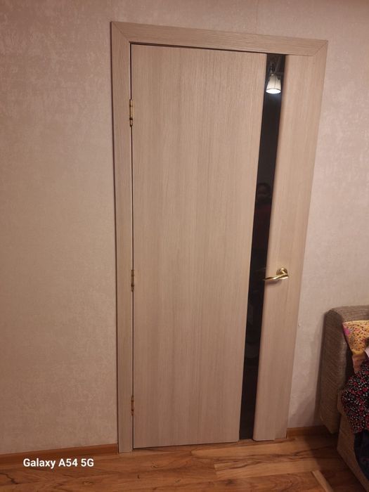 Продаю межкомнатные двери
