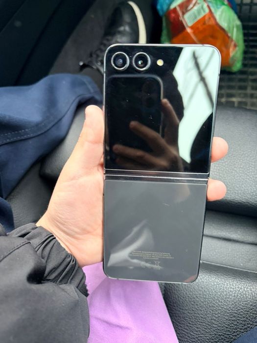 Samsung flip 5 256 gb