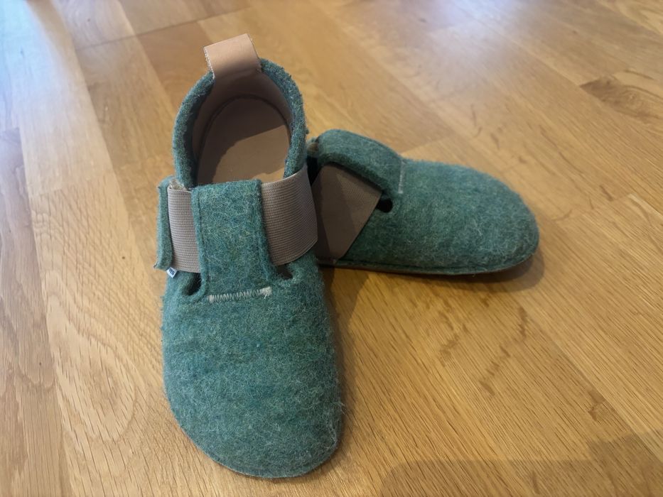 Боси пантофи Pegres 28