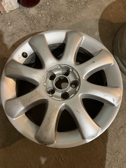 Джанти за Тойота Авенсис Т25