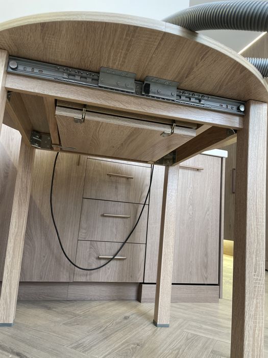 Стол круглый, 1 м., раздвижной,