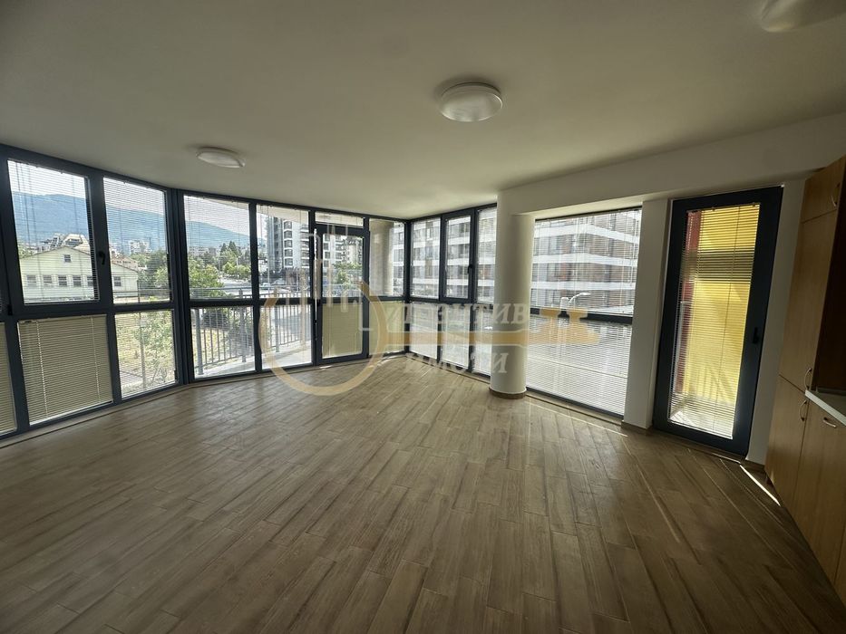 Дава се под наем Тристаен апартамент в София, Овча купел - 120 кв.м за 750 € - Снимка #1