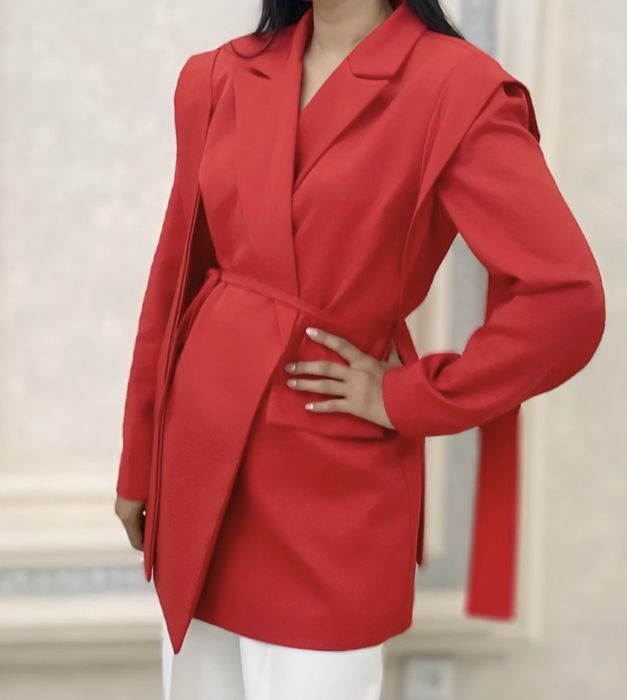 Продам Пиджак 3000тг