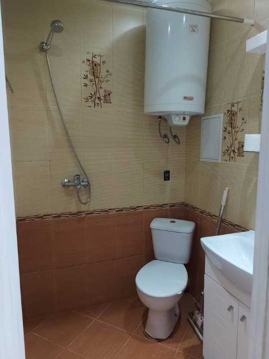 Дава се под наем Двустаен апартамент в Поморие - 50 кв.м за 382.5 € - Снимка #3