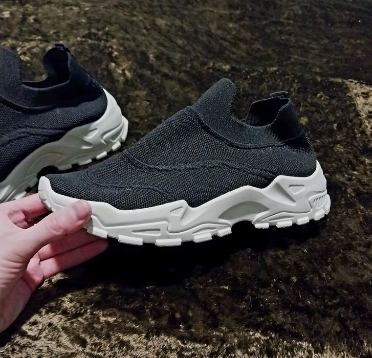 Продаю женские слипоны