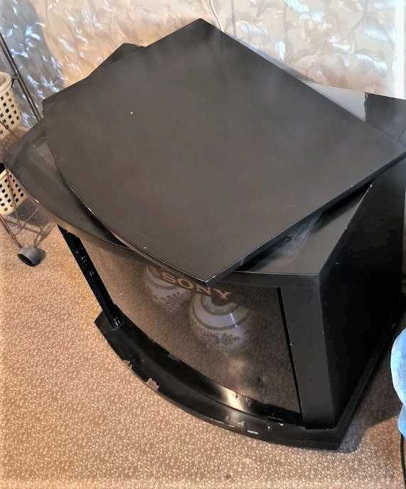 Тумба под телевизор