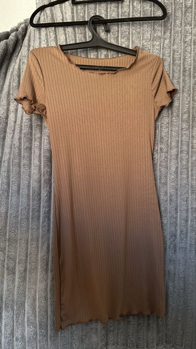 Коричневое мини платье