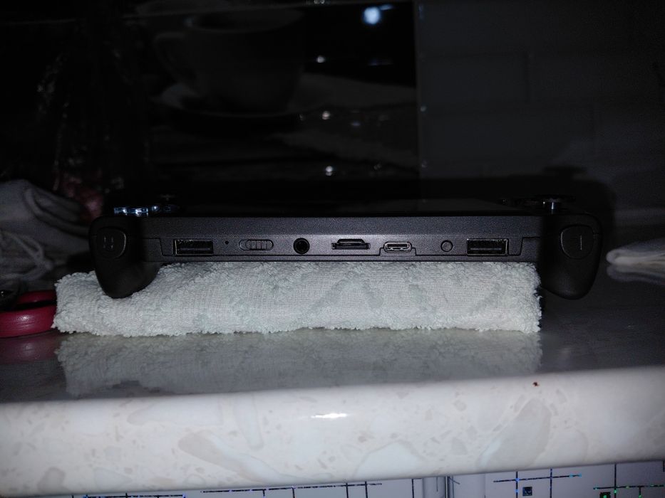 Игровая приставка х13