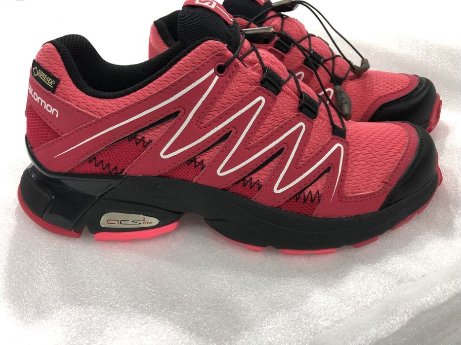 Дамски маратонки Salomon gore tex