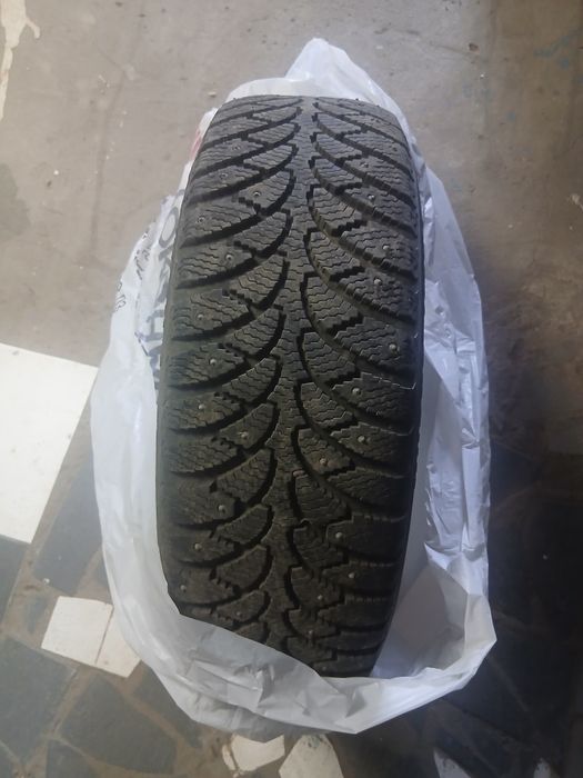 Продам автошины 205/60/16