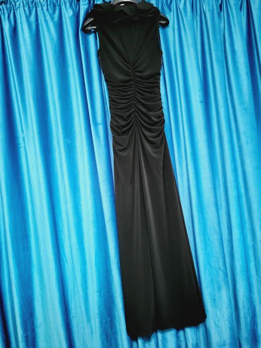 Diverse rochii ocazie, lungi și scurte mar 38-40