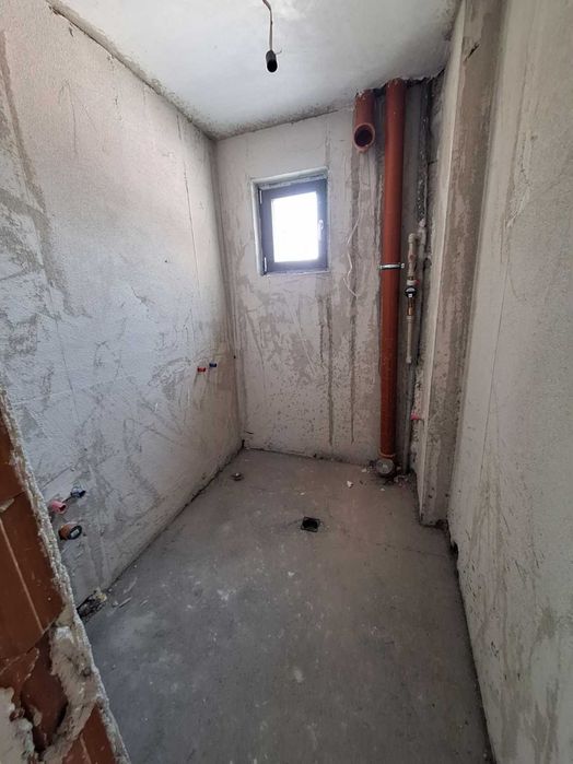 Продава се Тристаен апартамент в Пловдив, Остромила - 95 кв.м за 1790 €/кв.м - Снимка #7